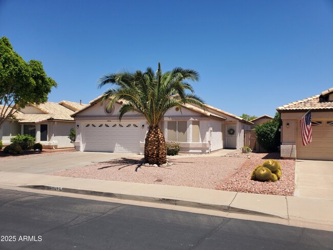 10836 W Ventana Dr S in Sun City, AZ - Building Photo - Building Photo