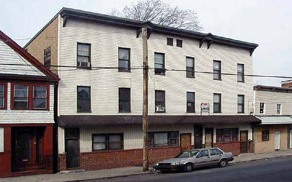 156-158 3rd St in Elizabeth, NJ - Building Photo - Building Photo