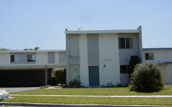 13652-13658 Estero Cor in Tustin, CA - Building Photo - Building Photo