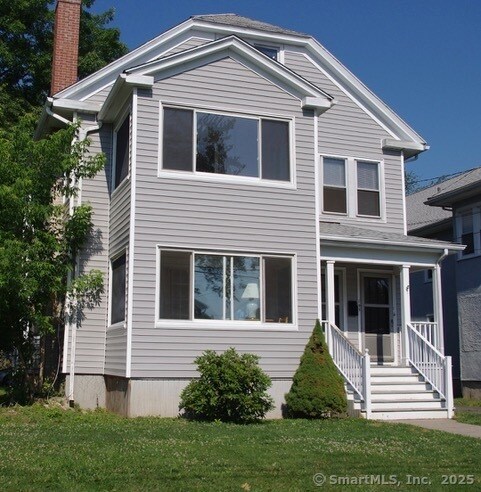 143 Dover Rd in West Hartford, CT - Building Photo