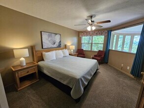1208 Edelweiss Dr in Gatlinburg, TN - Building Photo - Building Photo
