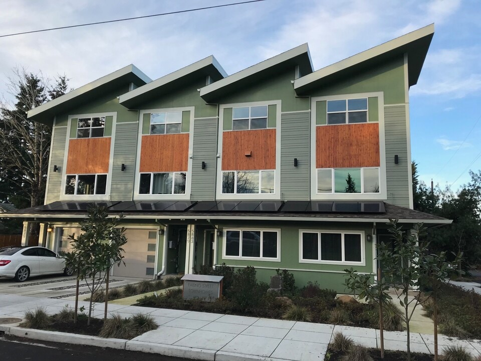 5883 NE Failing St in Portland, OR - Foto de edificio