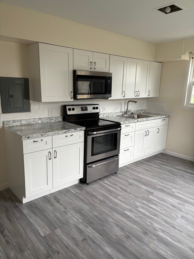 12 Airport Rd in Fulton, NY - Building Photo - Building Photo