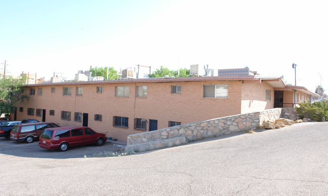 212 W Schuster Ave in El Paso, TX - Building Photo - Building Photo