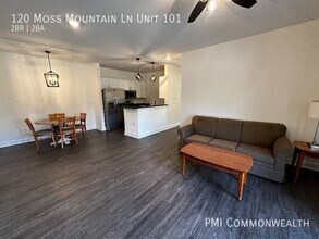 120 Moss Mountain Lane-Unit -101 in Charlottesville, VA - Building Photo - Building Photo