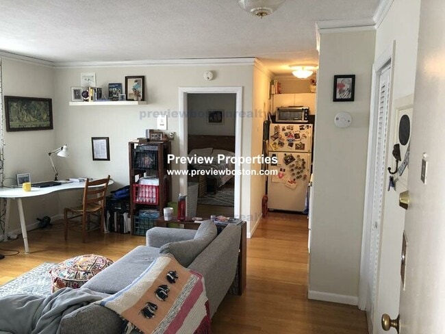 200 Kelton St, Unit 23
