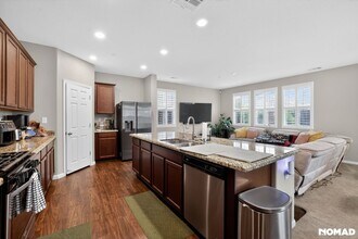 5309 Ocean Ln in Elk Grove, CA - Building Photo - Building Photo