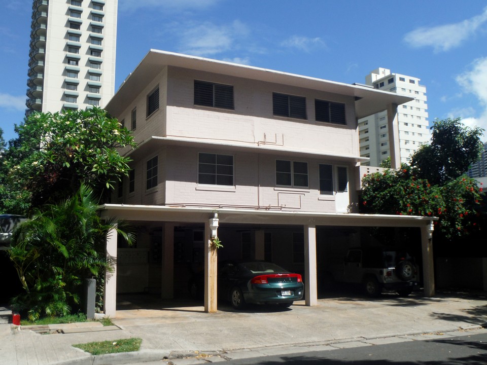 424 Launiu St in Honolulu, HI - Foto de edificio