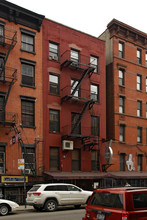 87 E 4th St in New York, NY - Building Photo - Building Photo