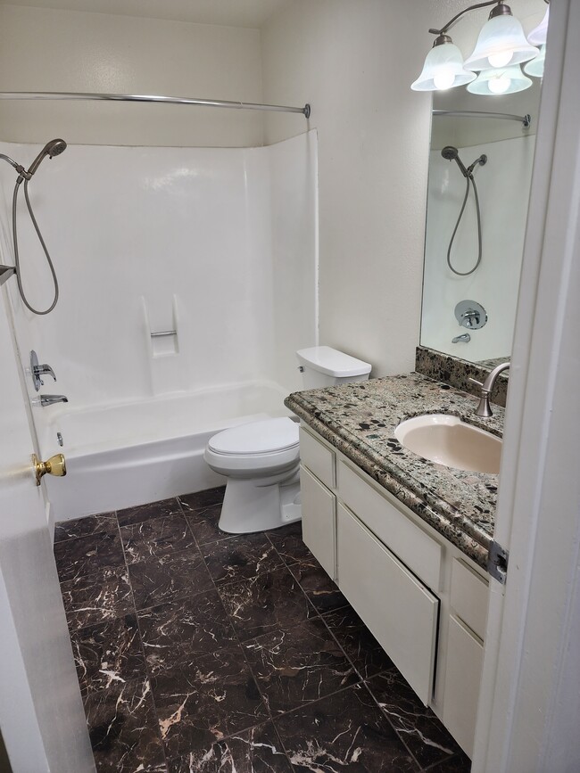 25730 Player Dr in Santa Clarita, CA - Building Photo - Building Photo