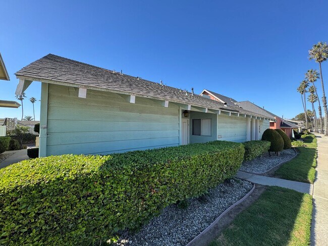 3037 E Harbor Blvd in Ventura, CA - Building Photo - Building Photo