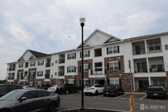 814 Stiller Ln in Monroe Township, NJ - Building Photo - Building Photo