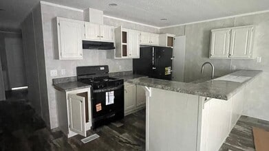 2640 Windy Hill Rd in Vincennes, IN - Building Photo - Building Photo