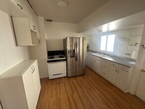 385 Waverly St in Sunnyvale, CA - Building Photo - Building Photo