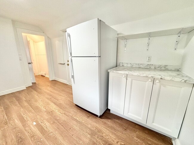 218 St John St in Fredericton, NB - Building Photo - Building Photo