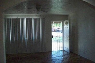 1018 W 12th Pl in Tempe, AZ - Building Photo - Building Photo