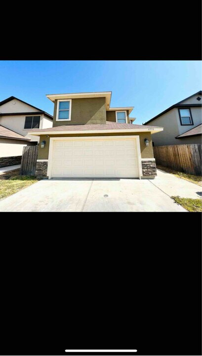 4316 Ramona Dr in Laredo, TX - Building Photo