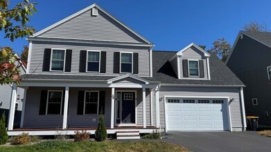 38 Gristmill Ln in Scarborough, ME - Building Photo - Building Photo