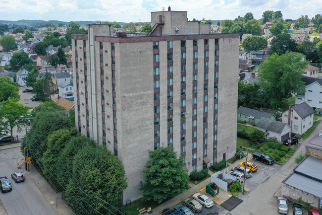 Pershing Square in Greensburg, PA - Building Photo - Building Photo