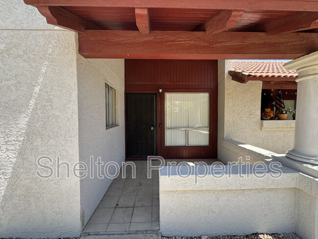 property at 10815 W Northern Ave