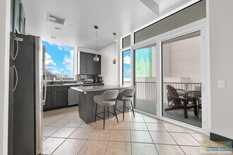 310A Padre Blvd in South Padre Island, TX - Building Photo - Building Photo