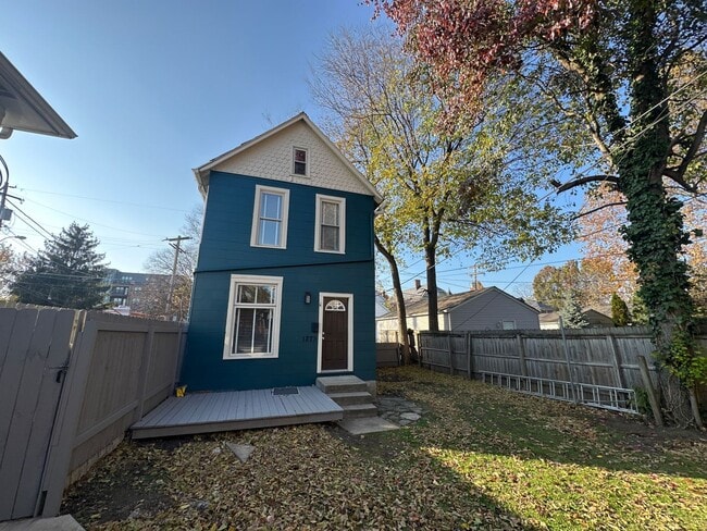 property at 1273-1275 Hunter Ave