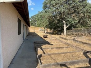 28987 Deep Forest Ln in Coarsegold, CA - Building Photo - Building Photo