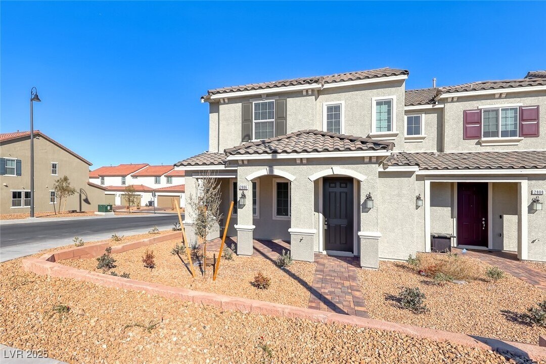 2806 Alfena Pl in Henderson, NV - Building Photo