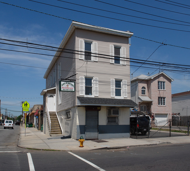 59 Dawson St in Newark, NJ - Building Photo - Building Photo