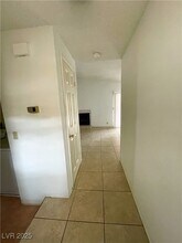 7440 Lattimore Dr in Las Vegas, NV - Building Photo - Building Photo