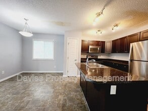 21912-21990 90 Ave NW in Edmonton, AB - Building Photo - Building Photo