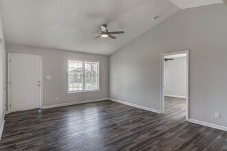 1904 Blair Khazan Dr in Greensboro, NC - Building Photo - Building Photo