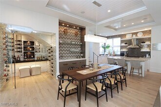 675 2nd St S in Naples, FL - Building Photo - Building Photo