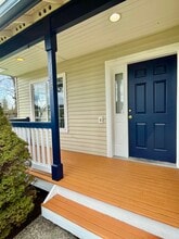 512 Hazel St in Arlington, WA - Foto de edificio - Building Photo