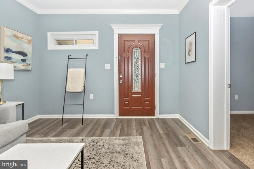 404 Cedarleaf Ave in Capitol Heights, MD - Building Photo