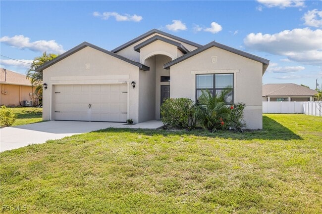 1322 SW 22nd Ave in Cape Coral, FL - Building Photo - Building Photo