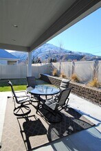 1712-1714 Danny Boy Ln in Wenatchee, WA - Building Photo - Building Photo