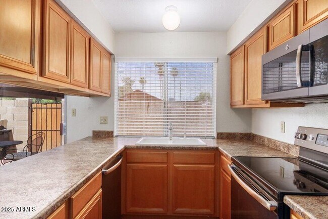 928 S Casitas Dr in Tempe, AZ - Building Photo - Building Photo