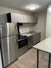 Walnut Manor Apartments in Royal Oak, MI - Building Photo - Building Photo