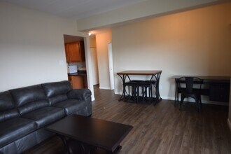 255 E Beaver Ave in State College, PA - Building Photo - Building Photo