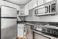 138 Prince St, Unit #4 in Boston, MA - Building Photo - Building Photo