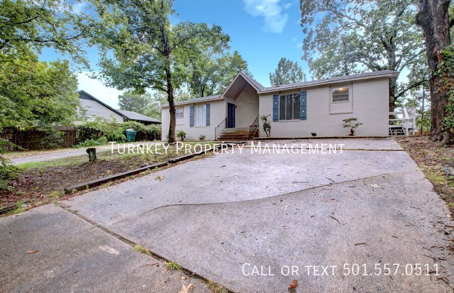 8919 Tanya Dr in Little Rock, AR - Building Photo