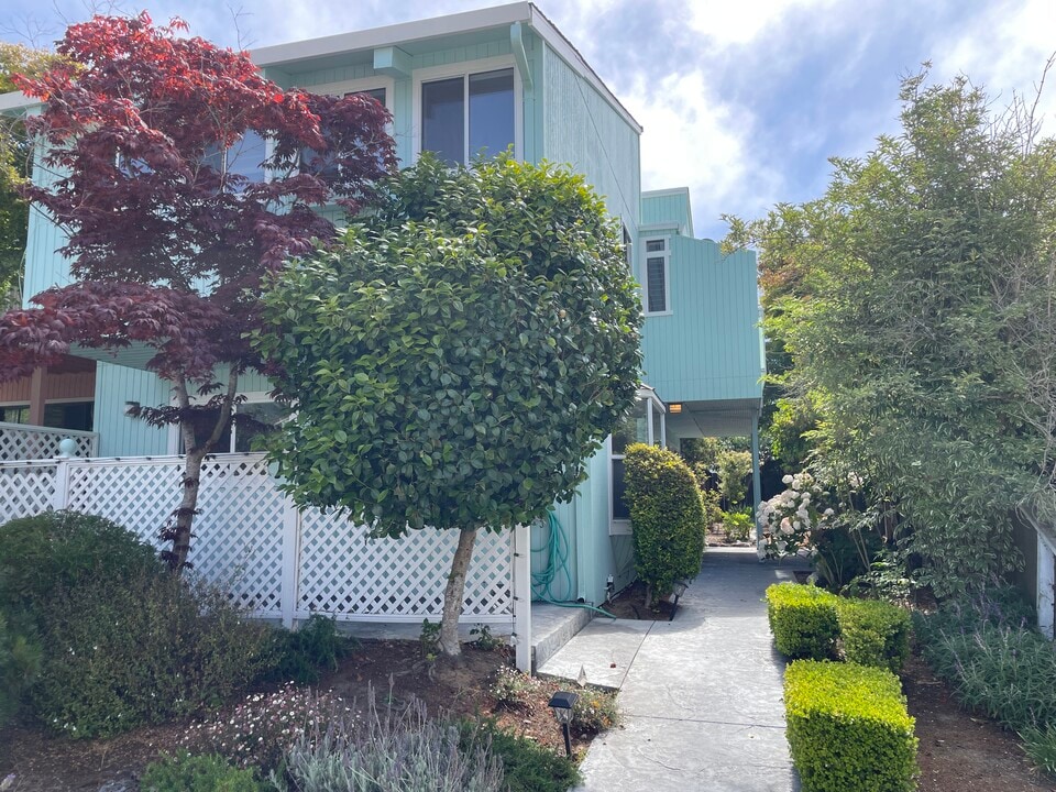 125 Bar Harbor Ct in Aptos, CA - Foto de edificio