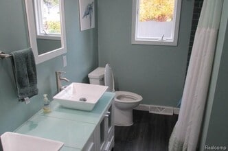 2580 Sunhill Dr in Waterford Township, MI - Building Photo - Building Photo