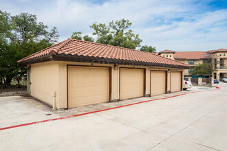 Muir Lake in Cedar Park, TX - Building Photo - Building Photo