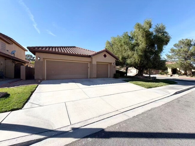 2017 Sedona Path Way in Las Vegas, NV - Building Photo - Building Photo