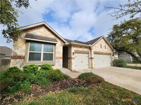969 Carriage Loop in New Braunfels, TX - Building Photo