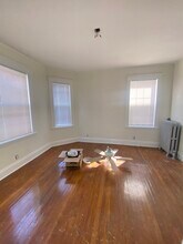 44 Fairbanks St, Unit 1 in Boston, MA - Building Photo - Building Photo