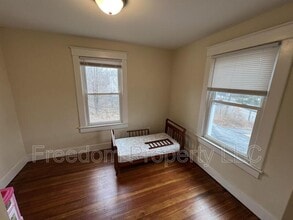 18 Canal St in Southington, CT - Building Photo - Building Photo