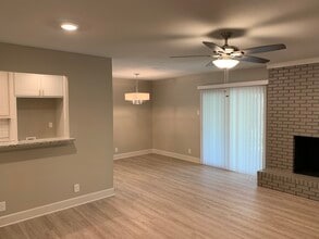 2405 N Ricketts St in Sherman, TX - Building Photo - Building Photo